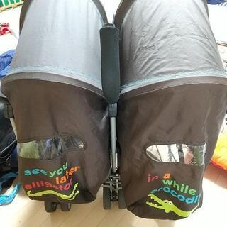 COSATTOワニ柄2人乗りベビーカーの画像