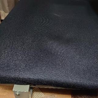 折りたたみ式ベット