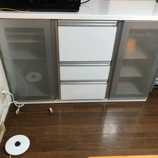 ニトリ　キッチンボード　ホワイト
