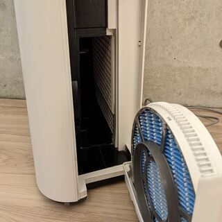KC-H50 SHARP 2年使用 フィルター交換必要の画像
