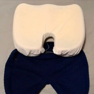 【差し上げます】クッションの画像