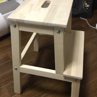 IKEA家具2点-テーブル／踏み台の画像