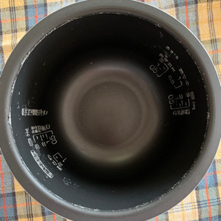 象印　3合炊き　炊飯器の画像