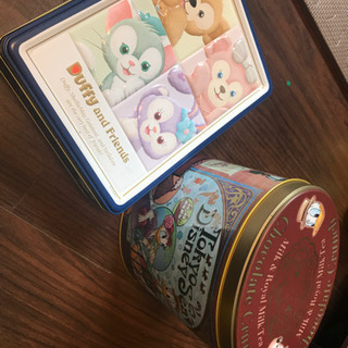 ディズニーのお菓子の缶