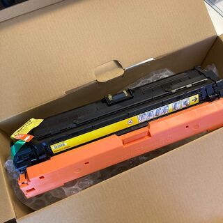 tu003【新品】キャノン リサイクルトナーカートリッジ 322II イエローの画像