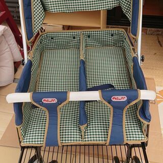 【再値下げ】新品　東京スワン　２人乗りカート(ベビーカー)【業務用お散歩カー　保育園、託児所で使われてる２人乗り用】の画像