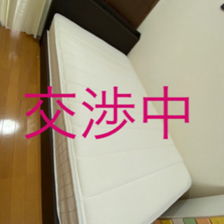 セミダブルベッド