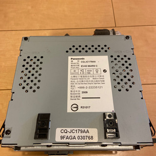 中古カーナビとフォード　エスケープのパーツ