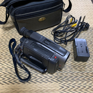 ジャンク SONY CCD-TRV71 Handycam