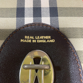 Burberryショルダーバックの画像