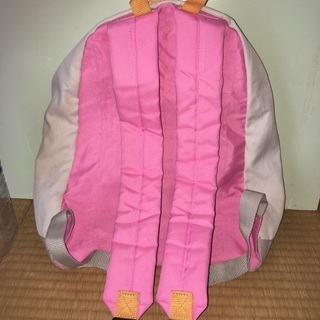 女児用アディダスリュックの画像