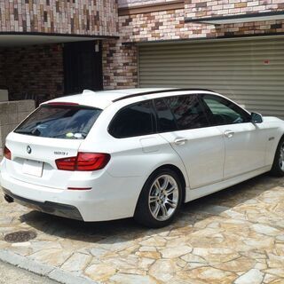 検査4年5月523iツーリング Mスポーツパッケージ 6気筒モデル/HDDナビ/idrive/地デジ/バックカメラ/デイライト/パドルシフト/点検記録簿/ETCの画像