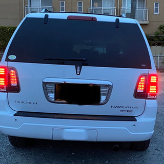 リンカーンナビゲーターテールランプ