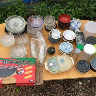 食器　調理器具　等   勿体ないですが　処分しましたの画像