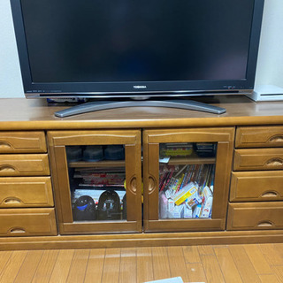 テレビボード　高級感あり　引き出し収納