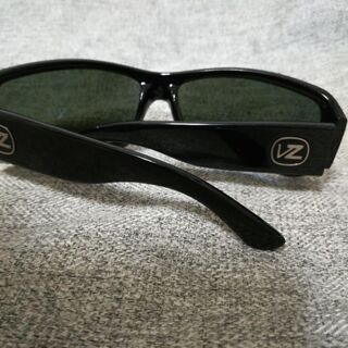 Vonzipper  サングラスの画像