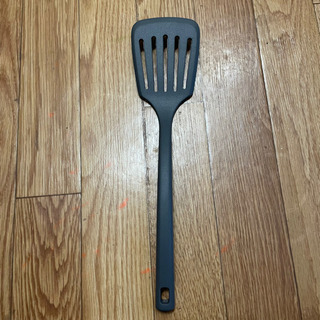 ニトリ シリコンフライ返し