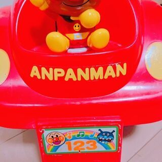アンパンマンカーの画像