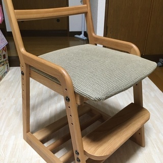 ISSEIKI 学習椅子　LIFE-KD DESK CHAIR
