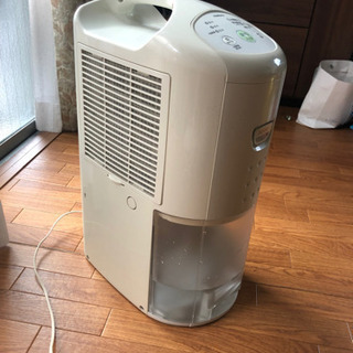 【引き渡し先決定】除湿器（ION 除菌、脱臭機能あり）の画像