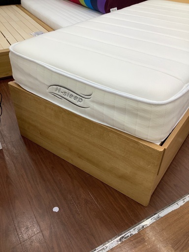 引き出し付きシングルベッド　ナチュラル