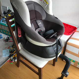 コンビ　チャイルドシート（新生児～4才頃 ）