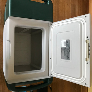 値下げしました！夏のアウトドアを楽しく ! Coleman25Lポータブル電気冷蔵庫、170-(A)6312売りますの画像