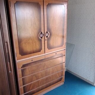 収納家具。