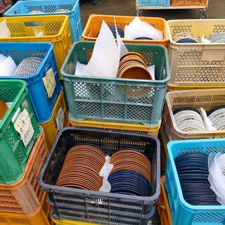 家具や雑貨品の無料引き取りします☆不用品回収業者の方や一般の方　...