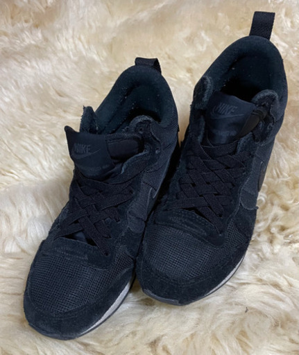 NIKE スニーカー　23㎝