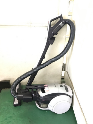 シャープ電気掃除機EC-P8x 2018年製