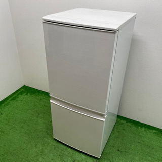 シャープ/ＳＨＡＲＰ　ノンフロン冷凍冷蔵庫　１３７L　２０１７年製　SJ-D14C-W