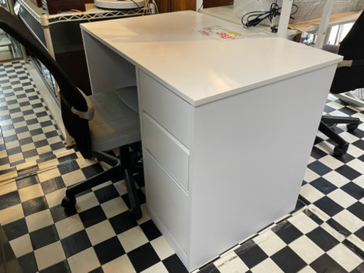【リサイクルショップ八光、田上店 配達・設置OK】新品　ホワイト　デスク　９０cm幅