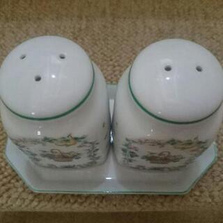 塩コショウ入れの画像