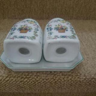 塩コショウ入れの画像