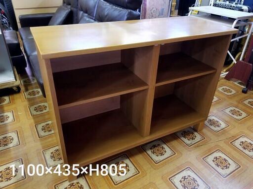 シンプルな木製本棚 収納棚　幅1,100㎜×奥435㎜×H805㎜