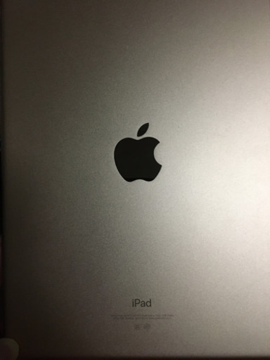 iPad 第6世代（9.7、2018年、128GB）+キーボード