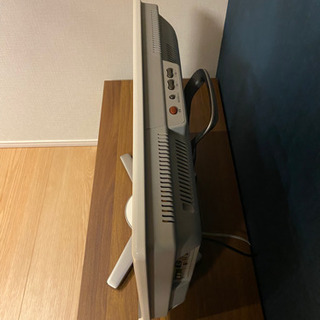 SHARP AQUOS  20インチテレビの画像