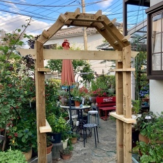 薔薇用アーチ作成させて頂きました