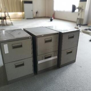 スチール引き出し