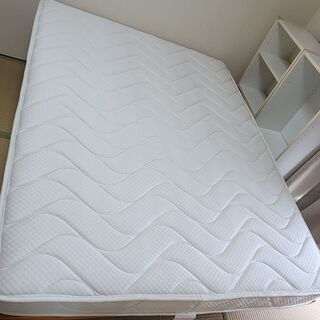 ダブルベッドお譲りしますの画像