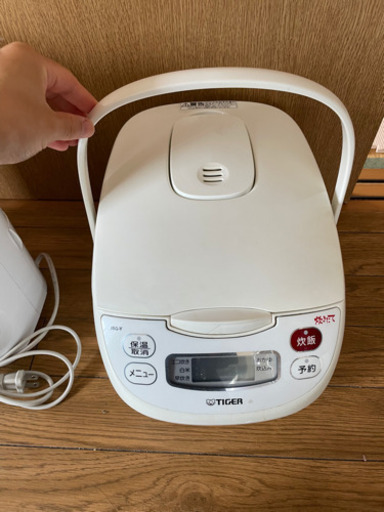 タイガー マイコン炊飯ジャー JBG-Y100 2012年製 5.5合炊きです