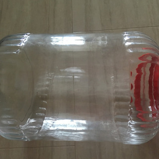 梅酒の瓶の画像