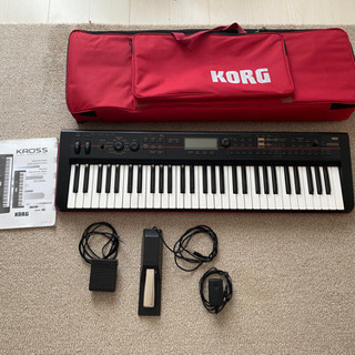 KORG KROSS 61 ペダル付き キーボード　シンセサイザー