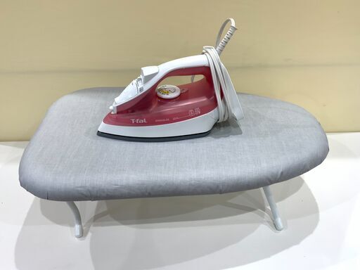 【値下げ致します】ティファール アイロン プリマグライド スチームアイロン 2531 ピンク/ホワイト