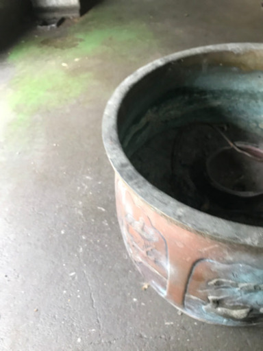 骨董品 火鉢?
