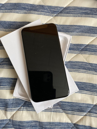 新品 iPhone X 64G SIMロック解除済