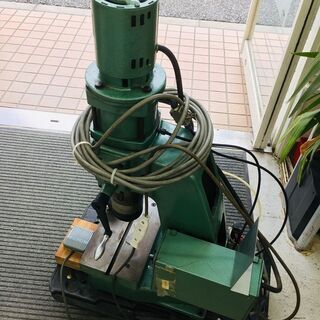 ブラザー BR1-103 リベッティングマシーン 【リライズ野田愛宕店】【店頭取引限定】【中古】セール価格9月末まで 管理番号：IT5PEKUV8BWYの画像