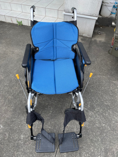 綺麗な車椅子　マツナガ　NEXT-51B