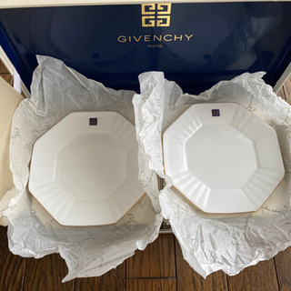 ジバンシー　皿  5枚セット　新品未使用　【お引き取り予定決定済み】